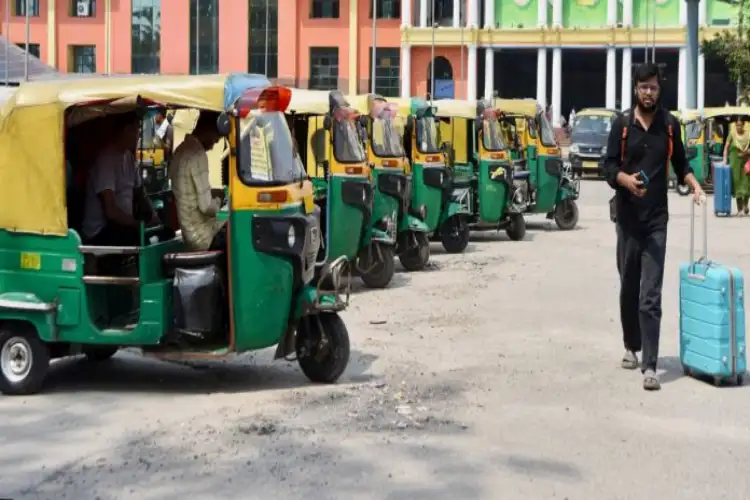 Delhi-NCR taxi, auto unions strike enters second day over fare revision
