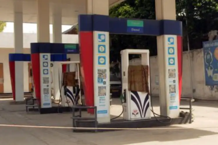Fuel price hikes, West Asia tensions push Indian businesses towards EV transition