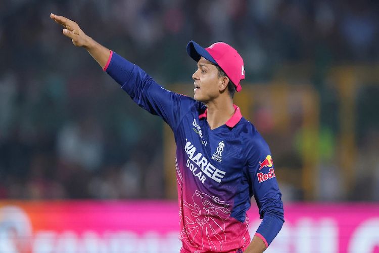 Royals eye playoffs, Mumbai wants to leave with a win