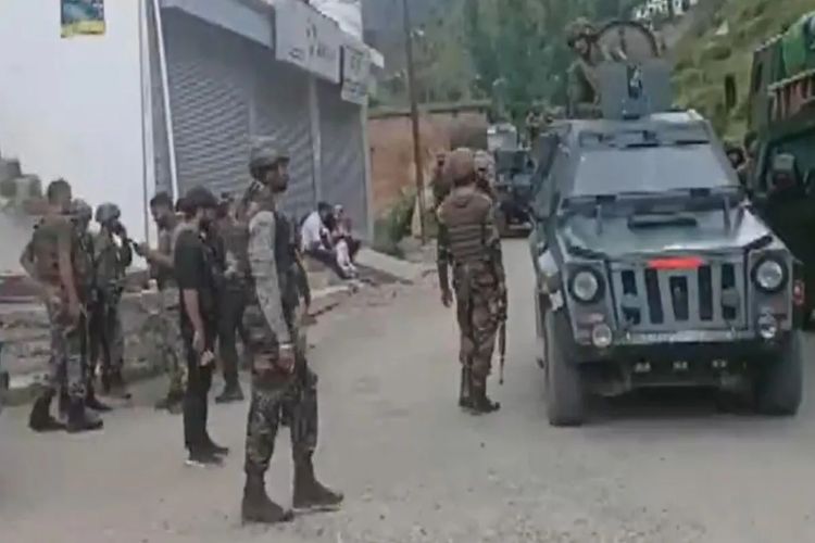 Jammu and Kashmir: Encounter breaks out during search operation in Rajouri