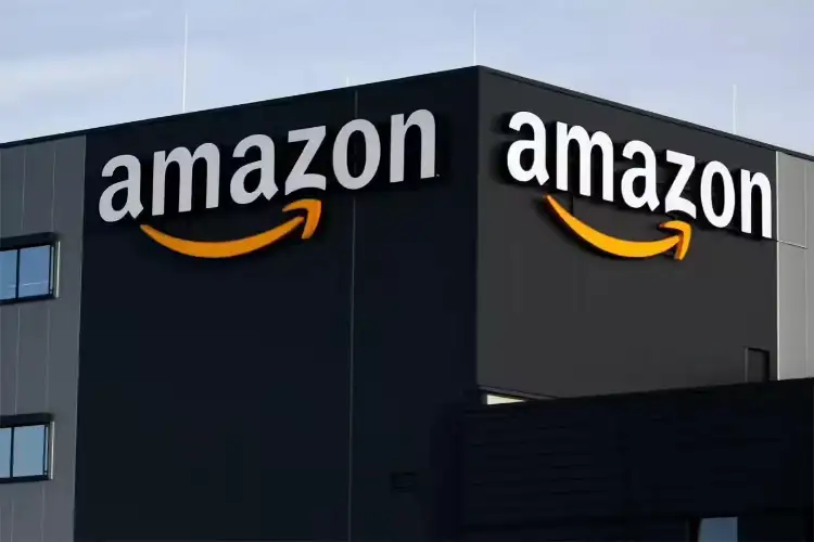 SC sets aside Rs 202 crore CCI penalty on Amazon over Future Coupons investment deal