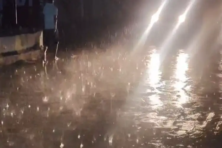 Rajasthan: Sudden rain and strong winds bring relief from scorching heat in Kotputli