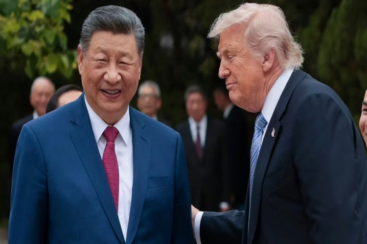 US and China expel each other's journalists in retaliation
