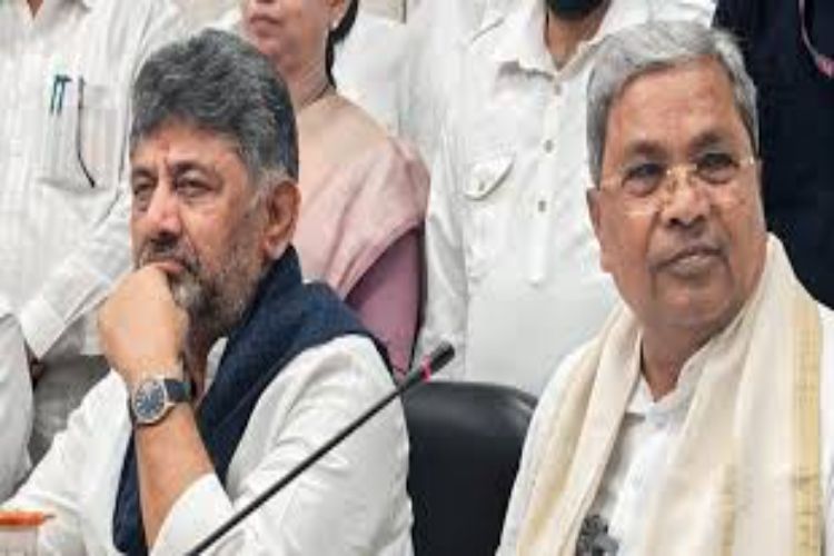 Decision on new Congress leader today, Shivakumar leads the way