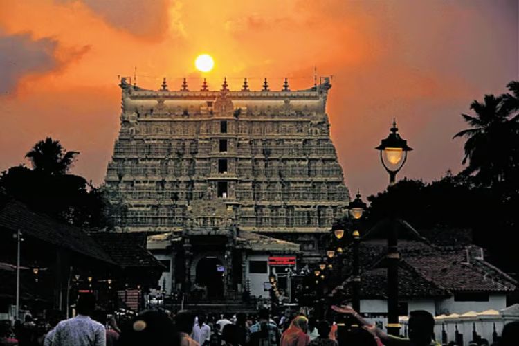 Allegations of missing valuables from Padmanabhaswamy temple