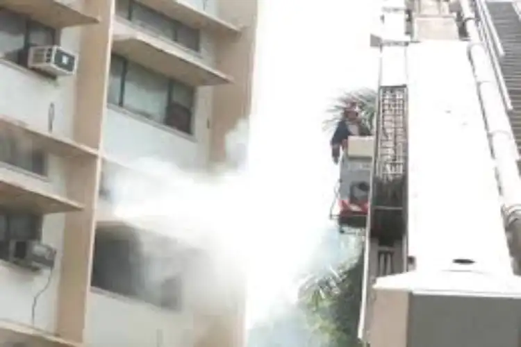 Fire breaks out on the second floor of Ministry of Education office in Delhi