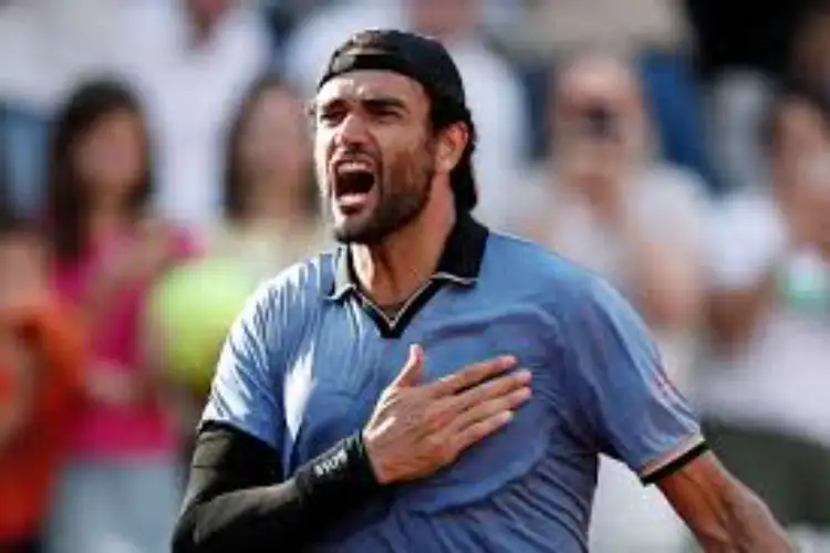 Berrettini cruises past Cerundolo into French Open final eight