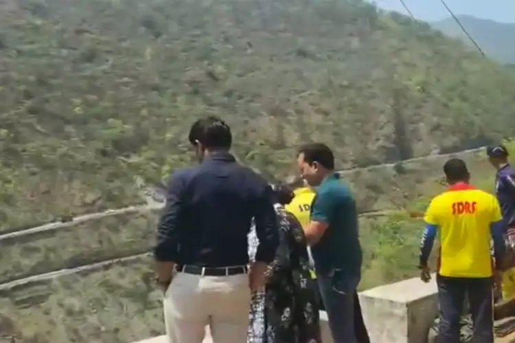 Car plunges into deep gorge on Rishikesh-Gangotri Highway in Uttarakhand