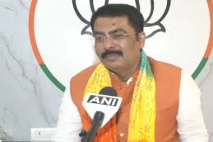 Infighting within Congress will derail governance and development: Karnataka BJP president