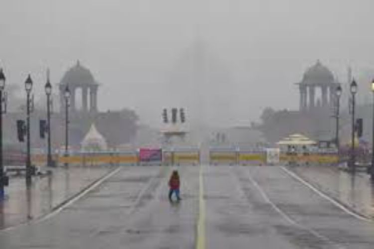 Chances of rain in Delhi