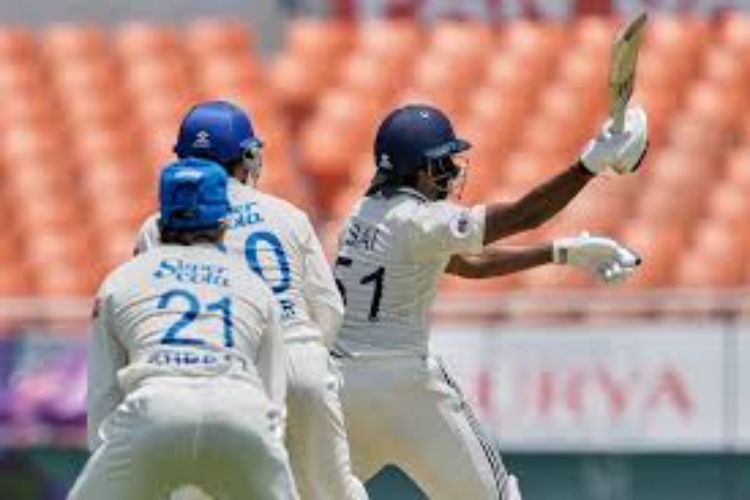 India lost Jaiswal's wicket and reached 96 for one at lunch.