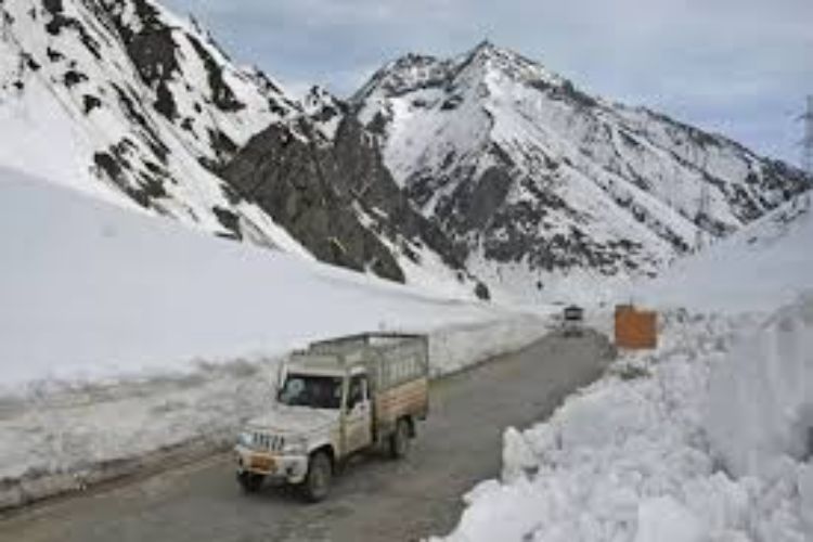 Ladakh sees 43% increase in tourist arrivals