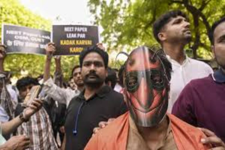 Six people were detained during the CJP protest at Jantar Mantar.