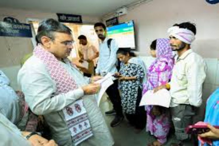 Bhajanlal Sharma inspects OPD services at SMS Hospital
