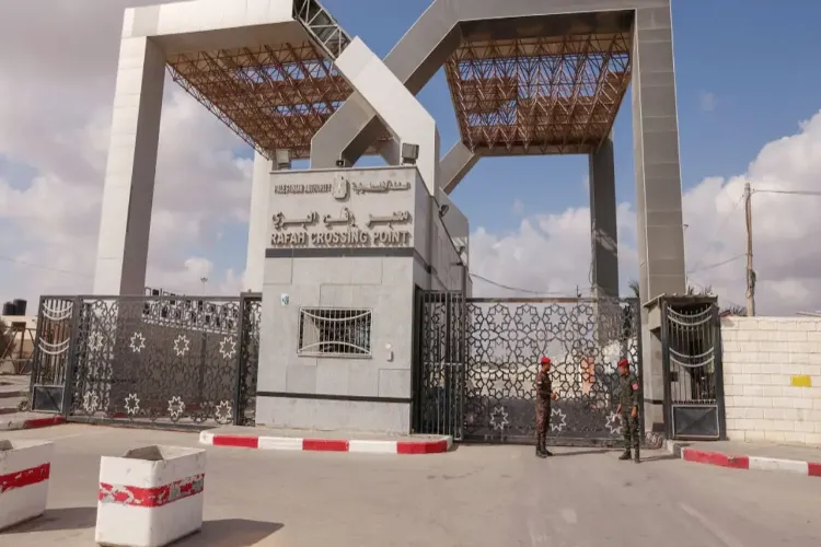 Israel has once again closed the Rafah and Kerem Shalom border crossings in Gaza following Iran's missile attacks.