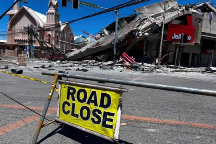Philippines: At least five people killed in earthquake; authorities ramp up disaster relief measures