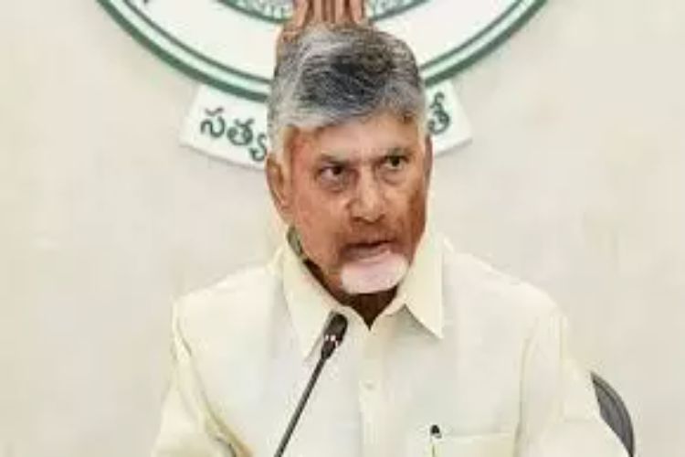 Naidu condoles death of three pilgrims from Andhra Pradesh in a road accident in Bihar