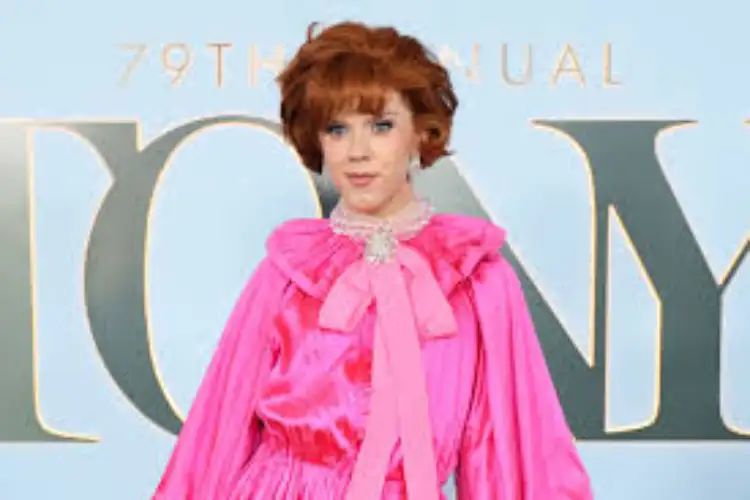 Cole Escola jokes that 'Oh, Mary!' stars are 'competitive with each other'