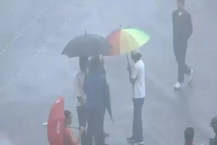 Heavy rain lashes Dehradun, brings relief from heat; IMD forecasts continued wet spell across Uttarakhand