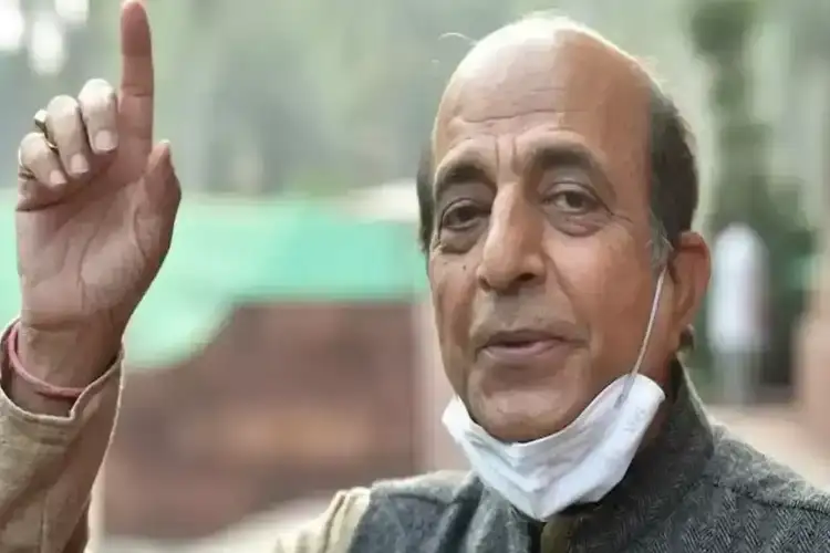 High Commissioner designate Dinesh Trivedi arrives in Bangladesh by road, to assume charge from Pranay Verma