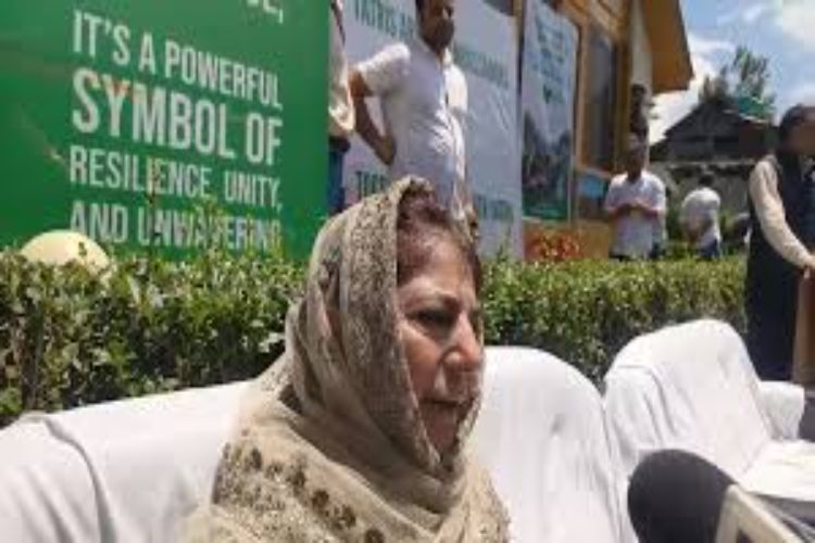 Amarnath Yatra provides an opportunity to end hatred across India: Mehbooba Mufti