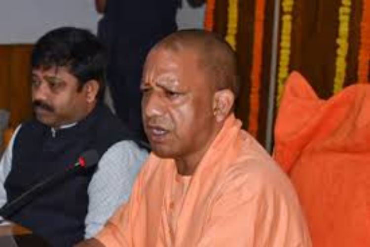 Assured farmers of a change in their fortunes with Jewar airport : Yogi