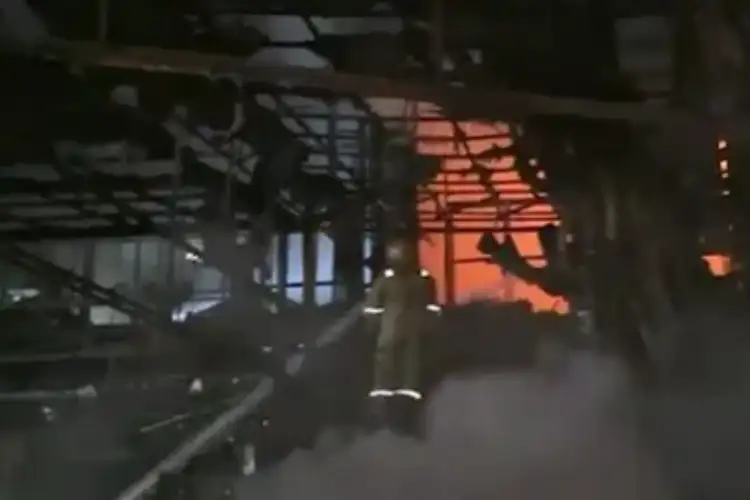 Uttar Pradesh: Fire breaks out at Baba Market in Ghaziabad; no casualties reported