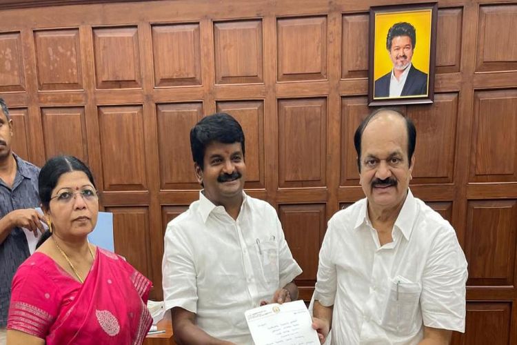 Former minister Vijayabhaskar resigns from Tamil Nadu Assembly