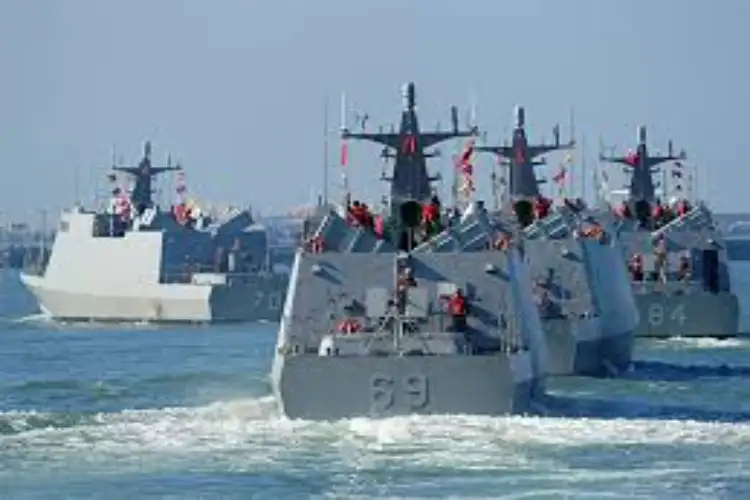 Taiwan detects 6 Chinese naval vessels around its territory