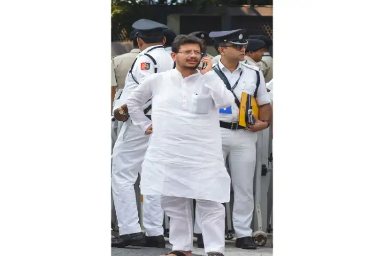 Calcutta HC refuses to pass interim order in Speaker's decision on Ritabrata Banerjee as LoP