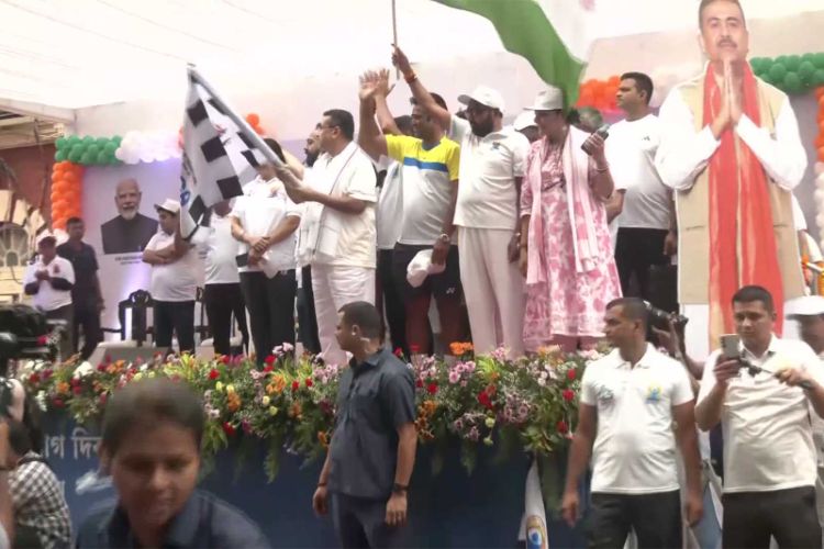 'Run for Yoga' flagged off in Kolkata
