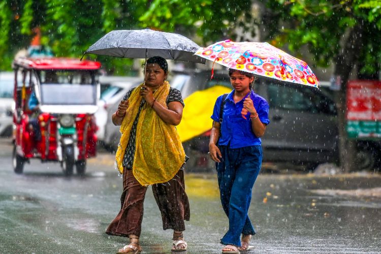 Light rain with thundershowers predicted in Delhi, air quality in 'moderate' category