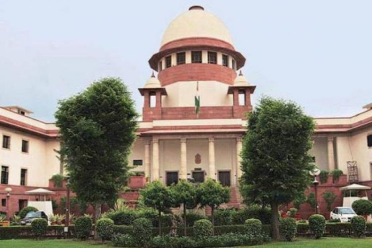 एंबेसडर होटल याचिका पर केंद्र को नोटिस