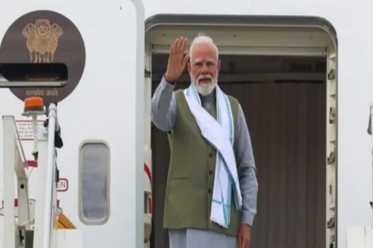 BJP terms PM Modi's visit to France, Slovakia as 'extremely fruitful'