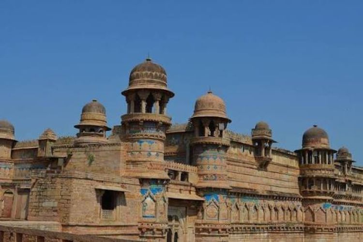 20 June: Gwalior Fort captured by the British Army