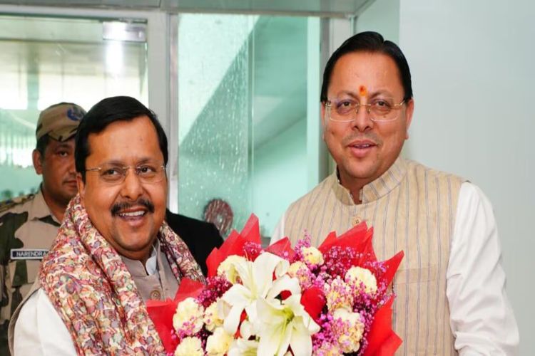BJP President arrives in Punjab, reviews election preparations