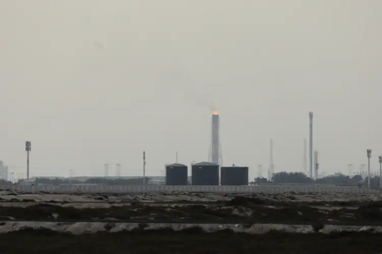 Qatar factory blast injures 54, search underway for 18 missing in Ras Laffan Industrial City