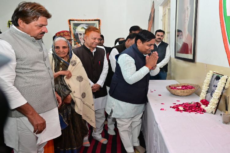 the allegations against people associated with Minister Kirori: Dotasara