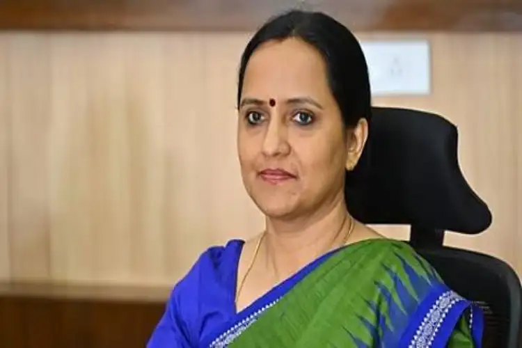 Former IAS Sujata Karthikeyan to join BJD today, Manmath Routray says party needs leaders like her