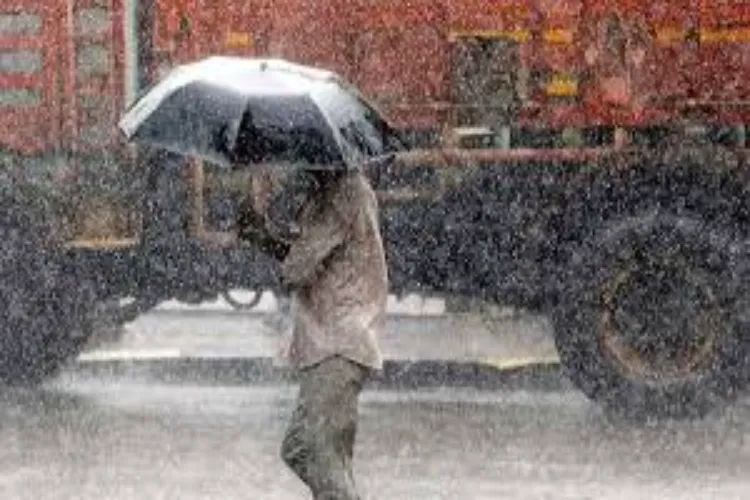Light to moderate rain occurred in many parts of Rajasthan
