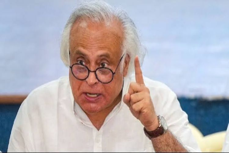 BJP and commission are in the same team: Ramesh