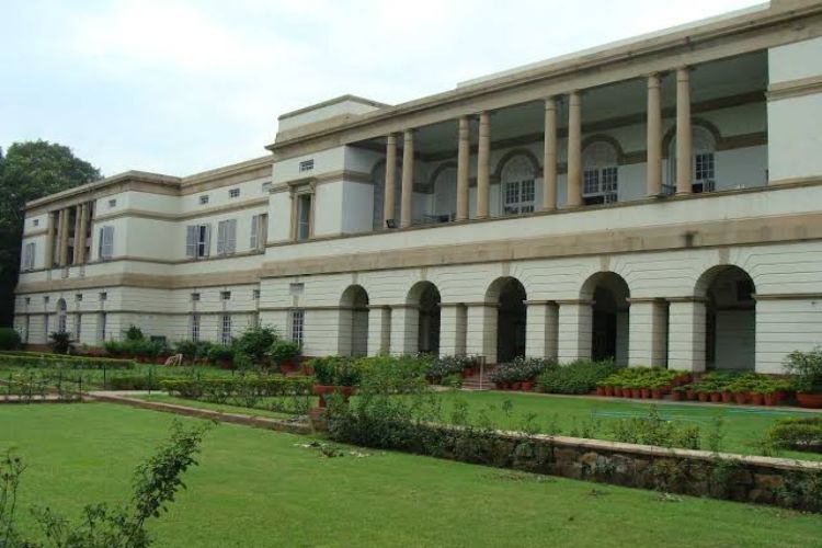 June 27: Decision taken to convert Teen Murti Bhavan into Nehru Museum