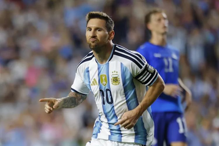 Lionel Messi will not start against Jordan