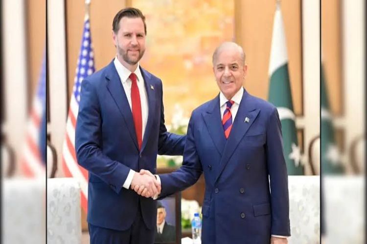 Pakistan emerged as 'peace ambassador' after brokering Iran-US deal: Sharif