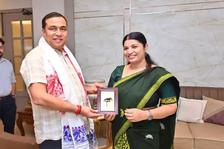 Assam Forest Minister meets Conservationist Purnima Devi Barman, reaffirms commitment to Hargila conservation