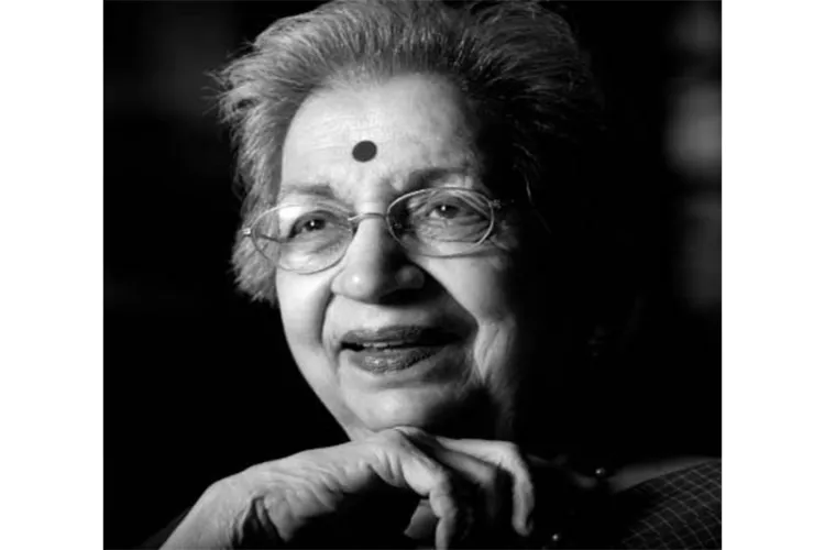 Veteran Marathi theatre personality Vijaya Mehta passes away; Anupam Kher pays an emotional tribute.