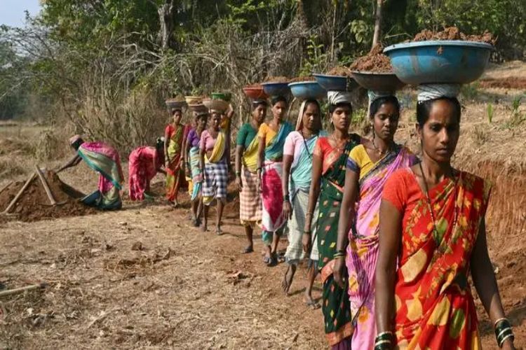 MNREGA should be implemented again: Congress