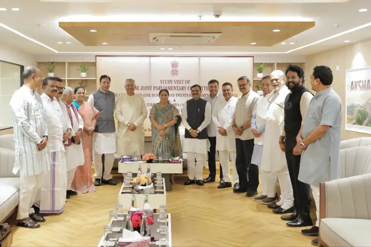 Delhi CM welcomes parliamentary panel led by PP Chaudhary during study visit on One Nation, One Election