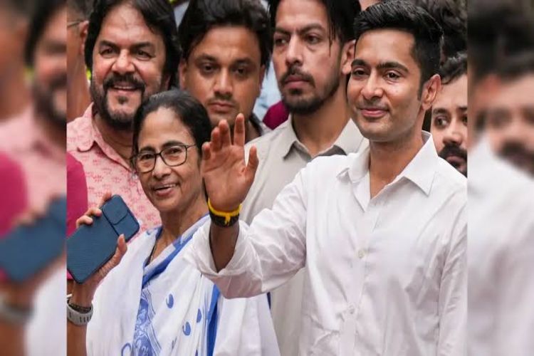 Court asks Mamata and Abhishek for affidavit