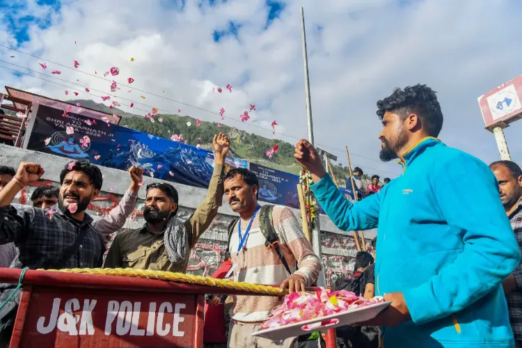 Amarnath Yatra 2026: Third batch departs from Jammu amidst tight security; second batch begins the trek via the Pahalgam route.
